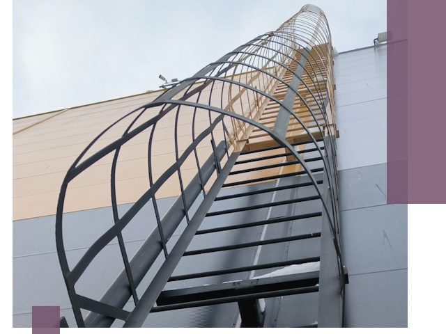 Изготовление и монтаж пожарных лестниц в Сосновоборске профессионально