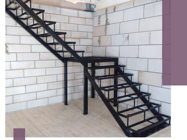 Лестницы на металлокаркасе под ключ в Сосновоборске — изготовление и монтаж