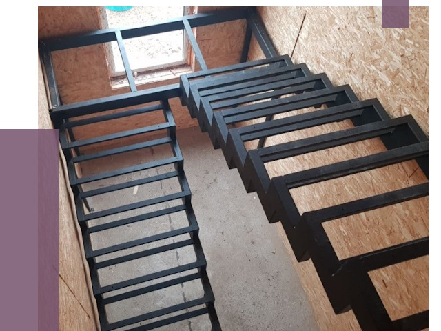 Демонтаж лестниц на металлокаркасе в Сосновоборске от 7448 руб. за м²