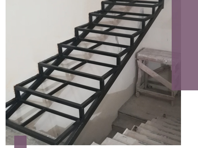 Демонтаж лестниц на металлокаркасе в Сосновоборске: быстрый вывоз и разбор