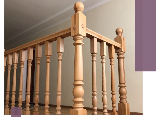 Деревянные перила на заказ в Сосновоборске: монтаж и изготовление