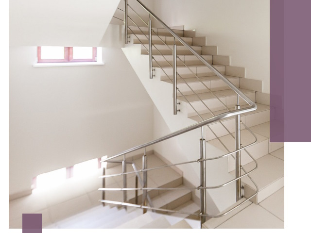 Установка и замена перил в подъезде в Сосновоборске