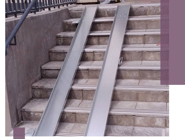 Демонтаж откидных пандусов профессионально в Сосновоборске