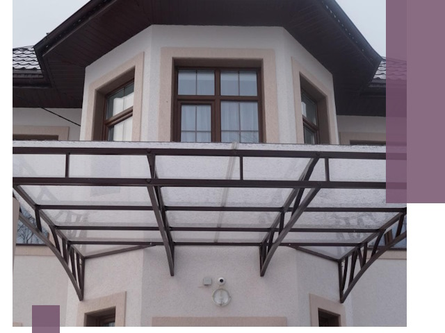 Козырьки из поликарбоната под ключ в Сосновоборске