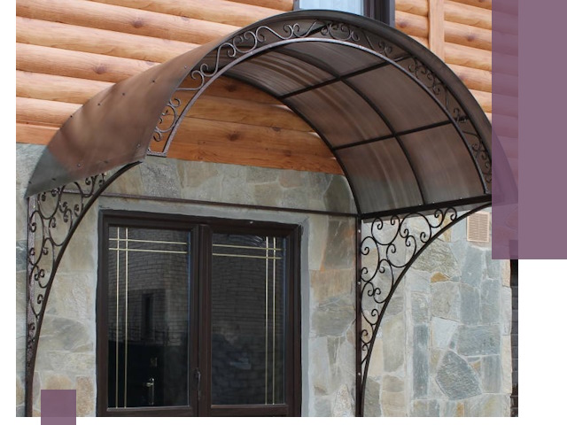 Арочные козырьки под ключ в Сосновоборске: изготовление и монтаж