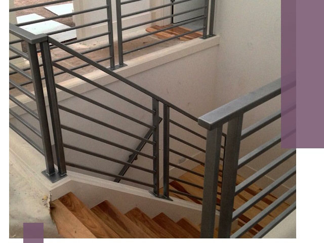 Изготовление поручней из металла и дерева в Сосновоборске