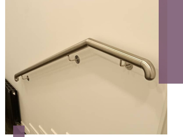 Изготовление пристенных поручней в Сосновоборске под ключ за сроки